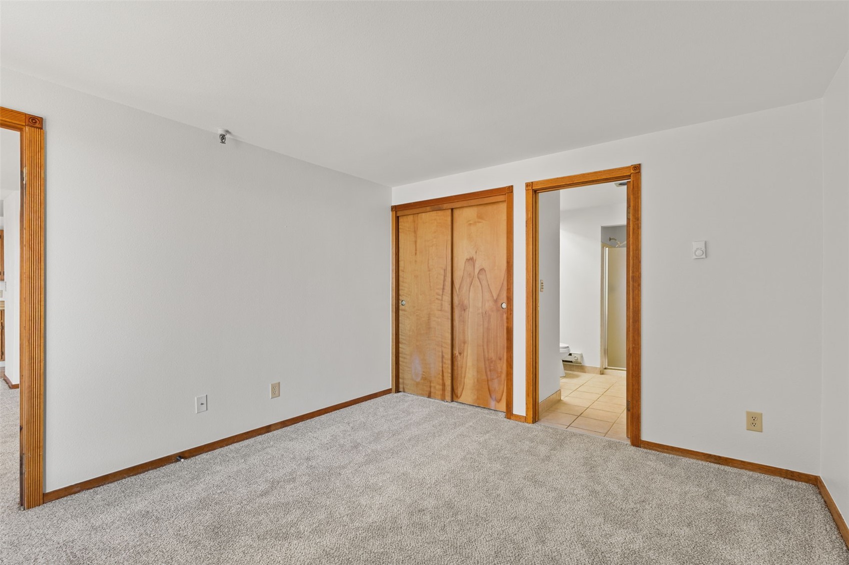 188 E La Bonte Street 319 Property Photo 23