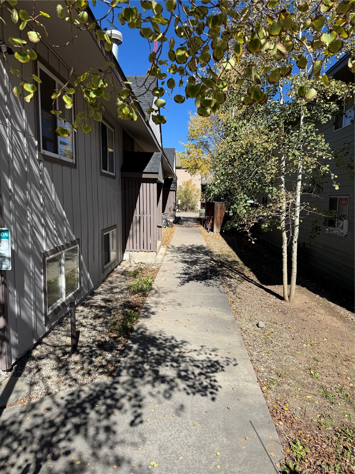 519 Teller Street 6 Property Photo 23