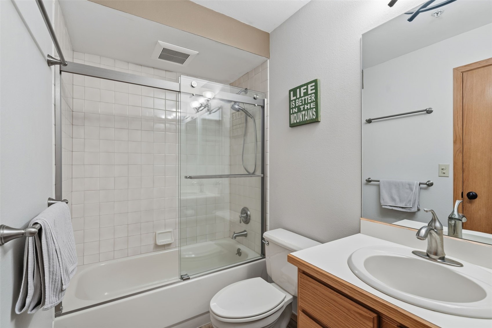 1610 Lakeview Terrace 102a Property Photo 37
