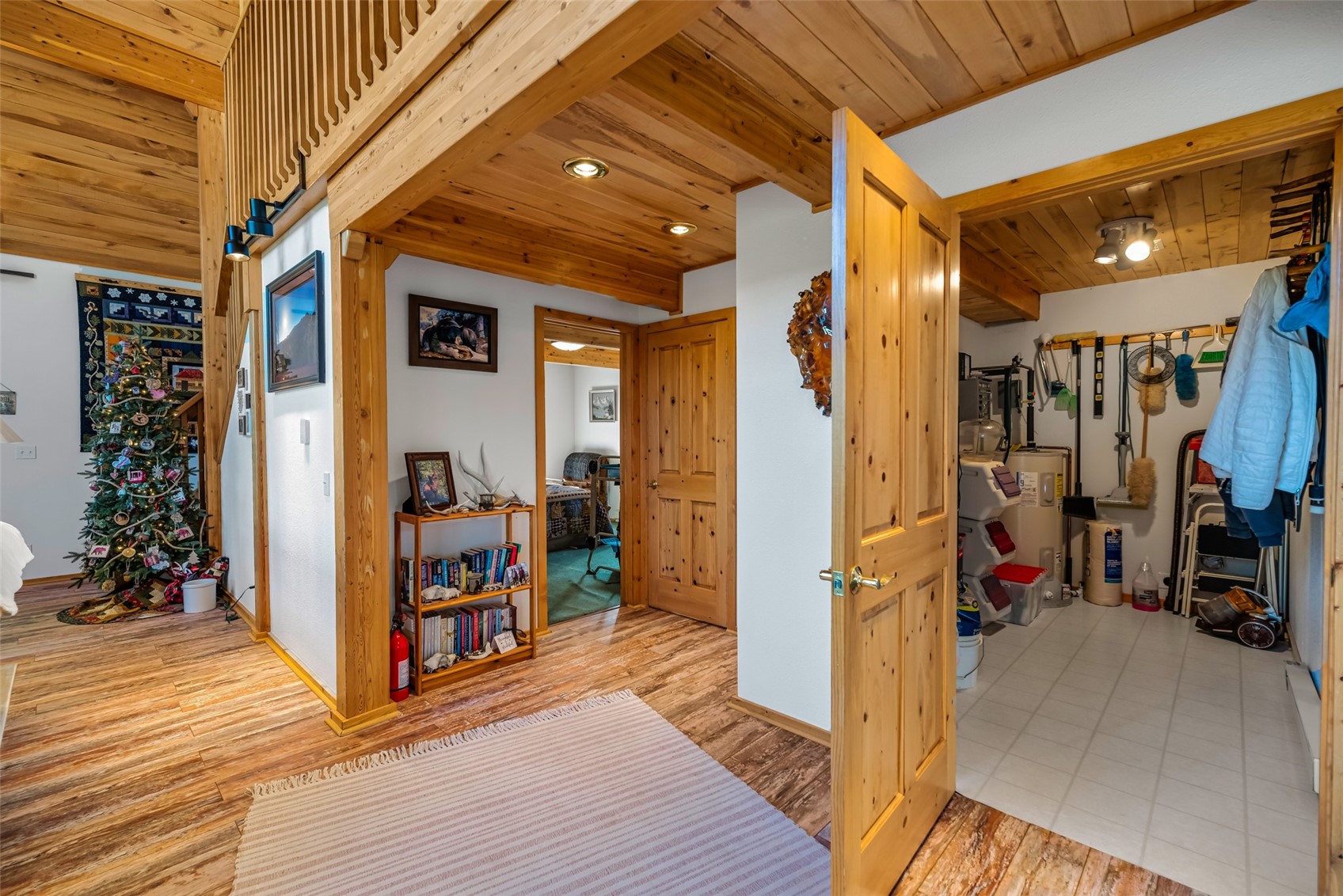 913 Longbow Drive Property Photo 13