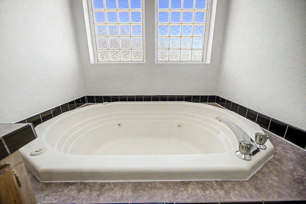507 Pronghorn Road Property Photo 40