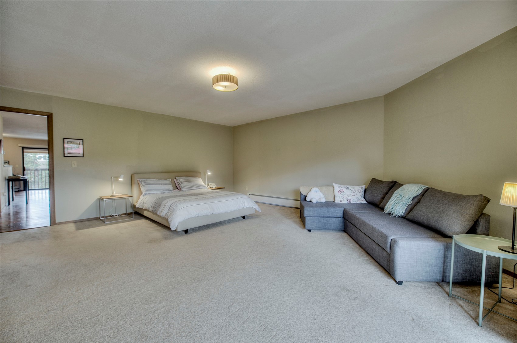 742 Lagoon Drive E Property Photo 10