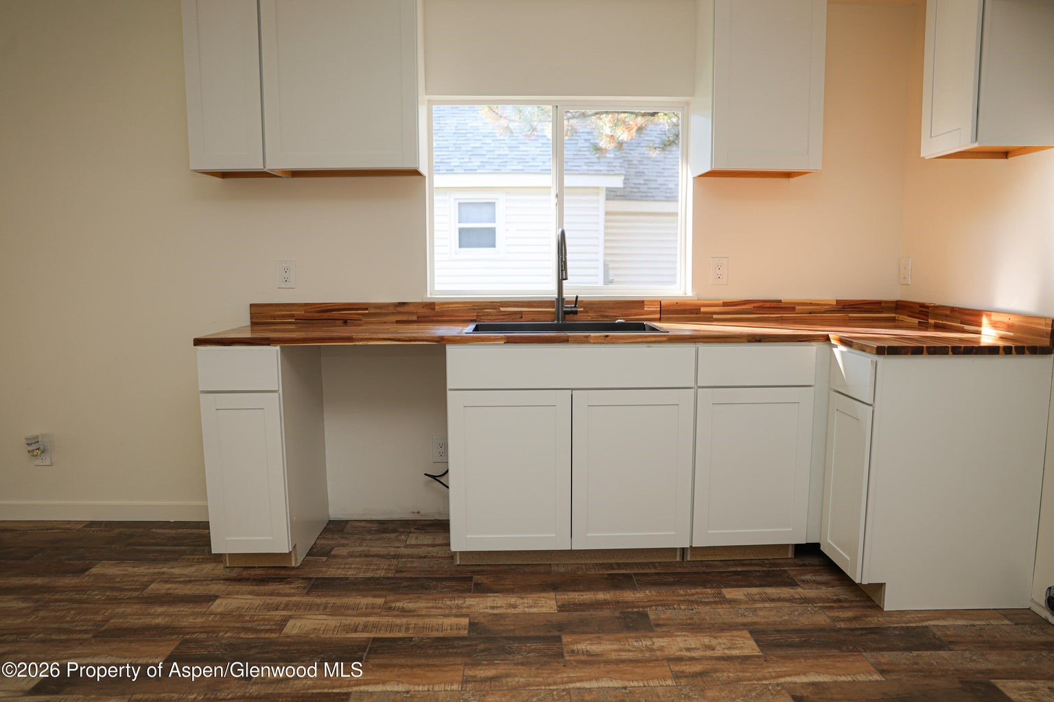 720 Taylor Street Property Photo 7