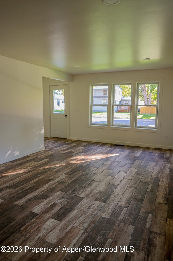 720 Taylor Street Property Photo 9