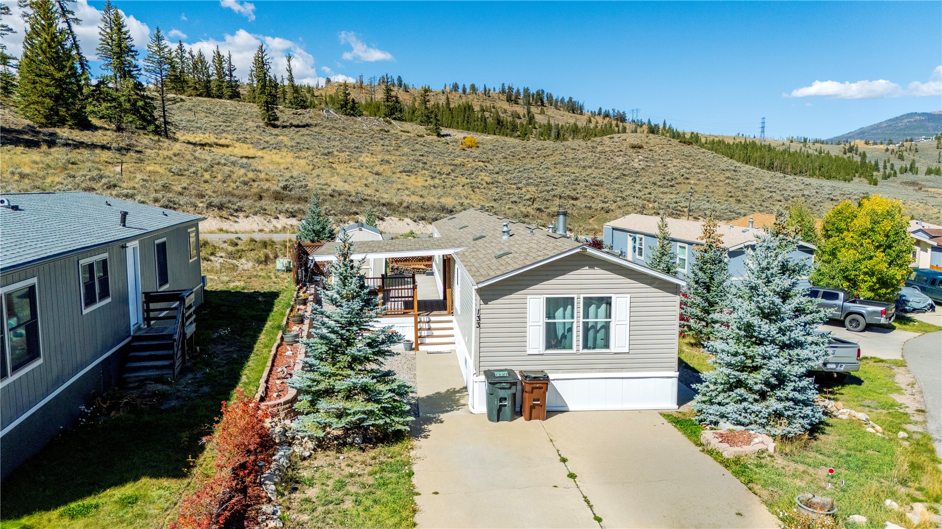 133 Pikes Peak Place Property Photo 1
