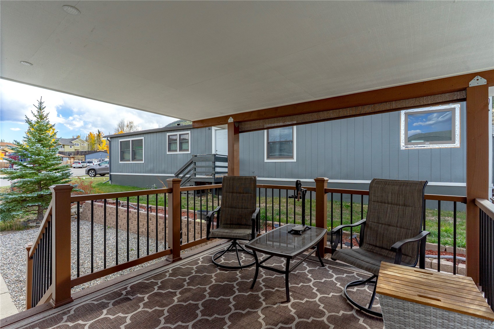 133 Pikes Peak Place Property Photo 6