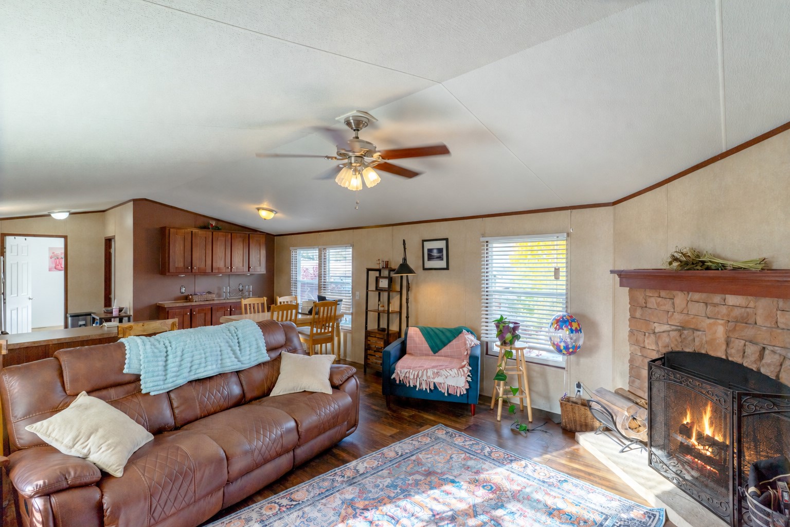 133 Pikes Peak Place Property Photo 7