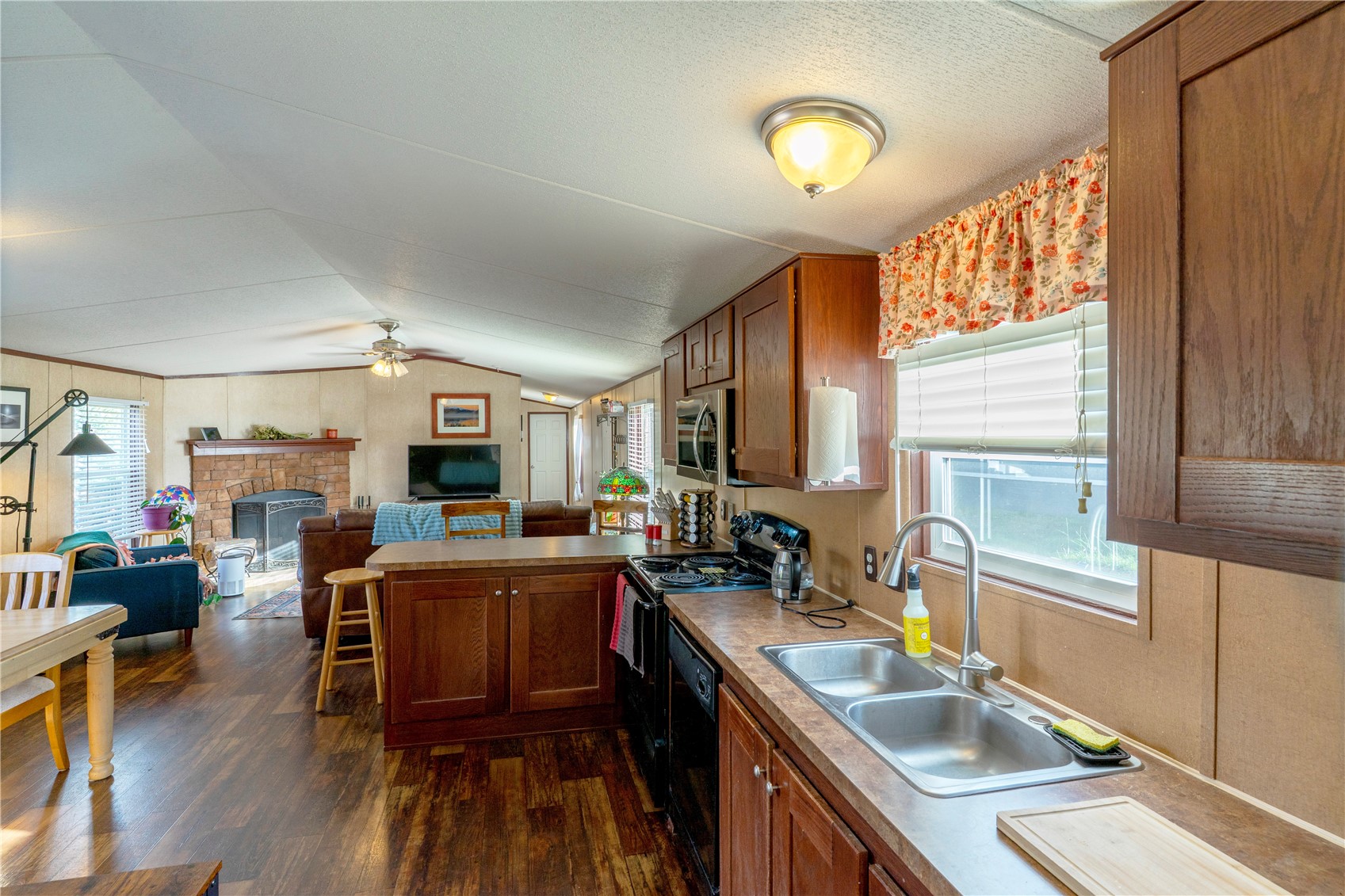 133 Pikes Peak Place Property Photo 16