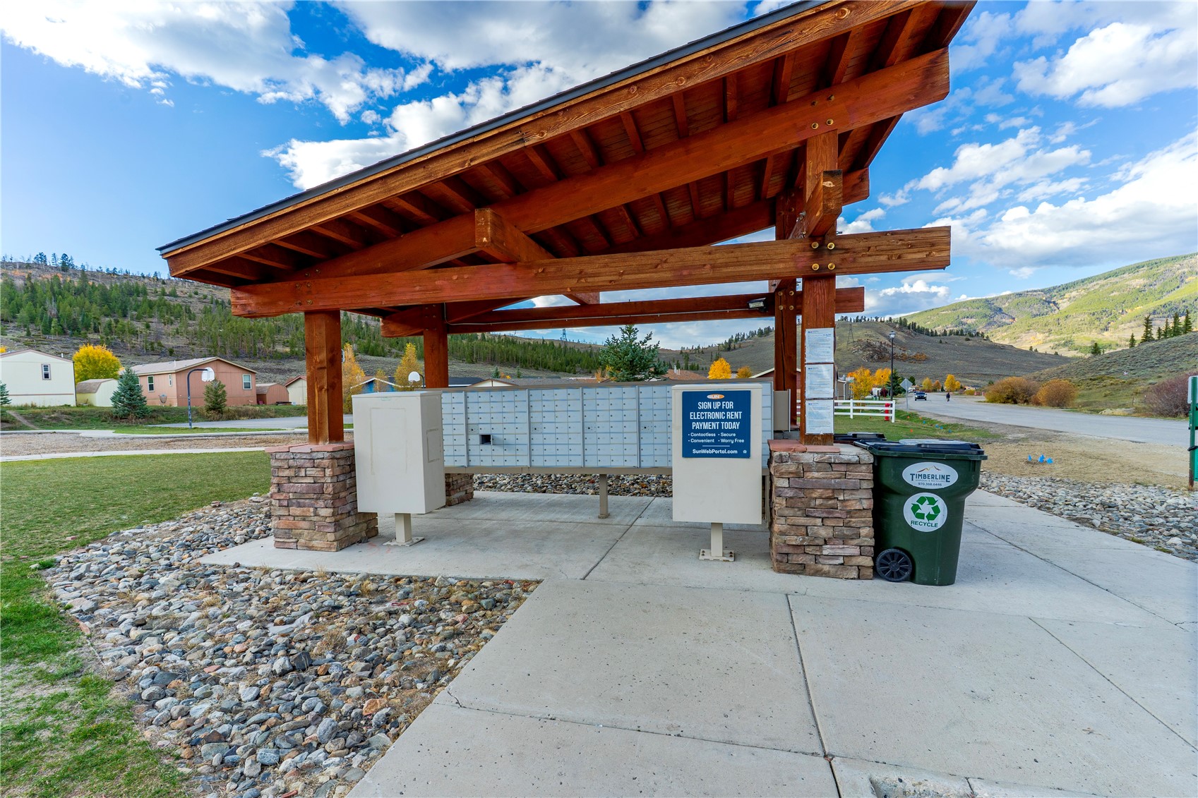 133 Pikes Peak Place Property Photo 40