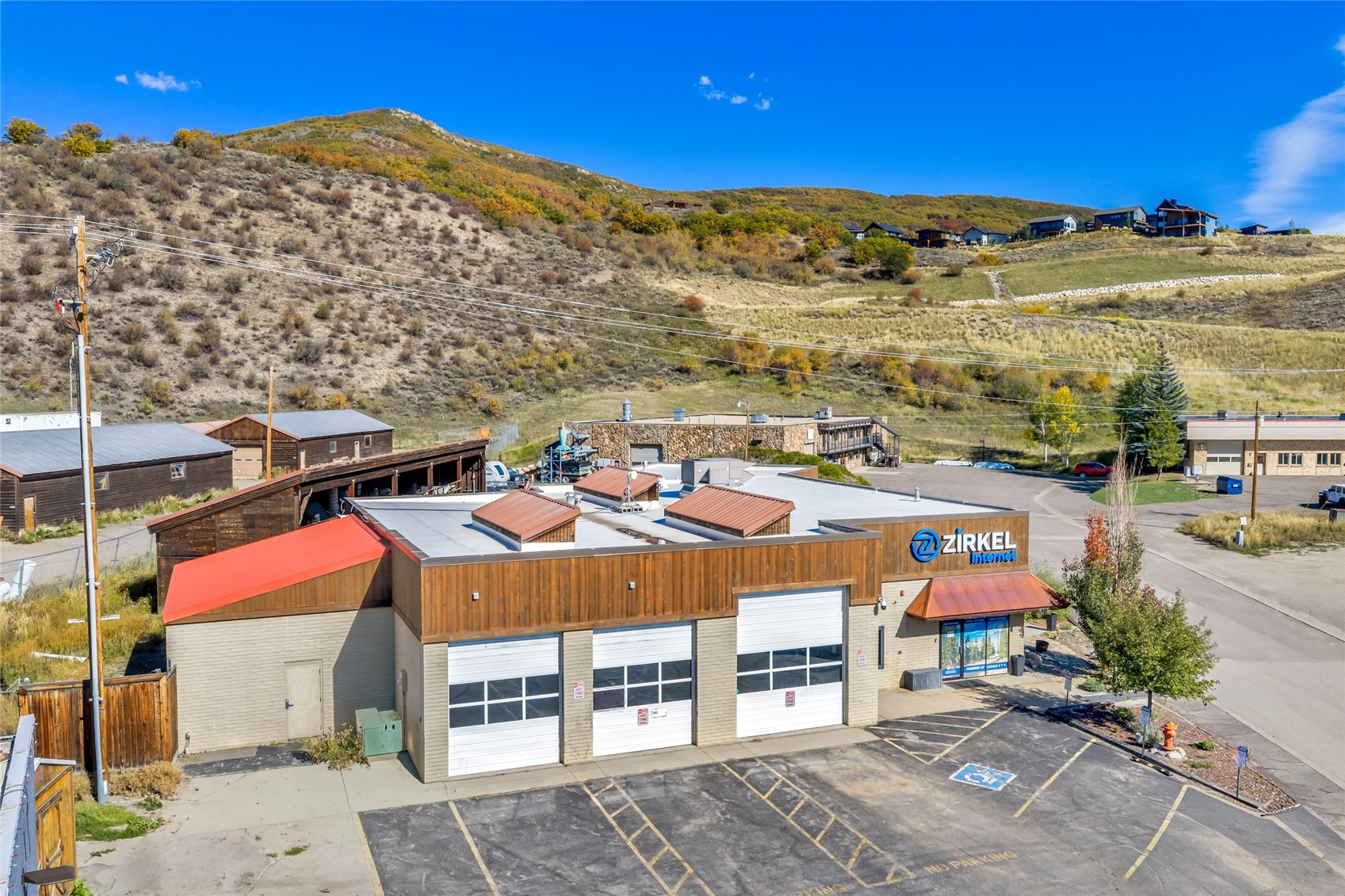 1856 Kamar Plaza Property Photo 1