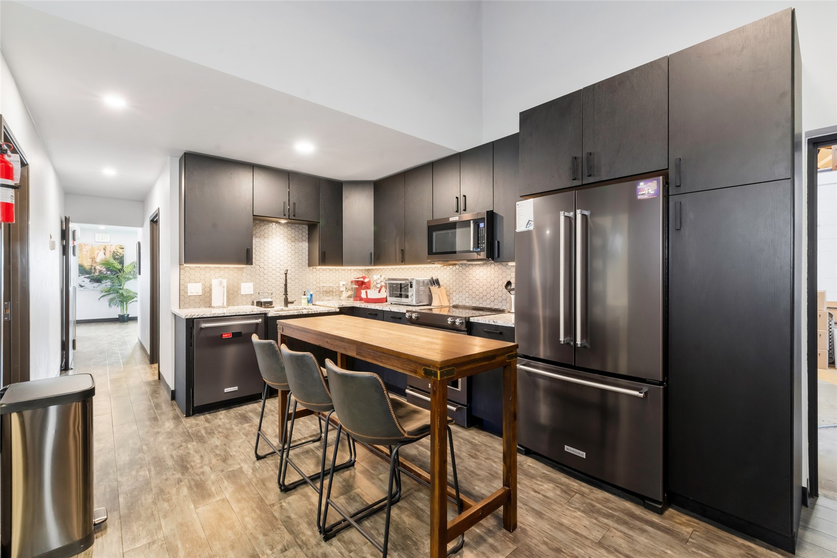 1856 Kamar Plaza Property Photo 12