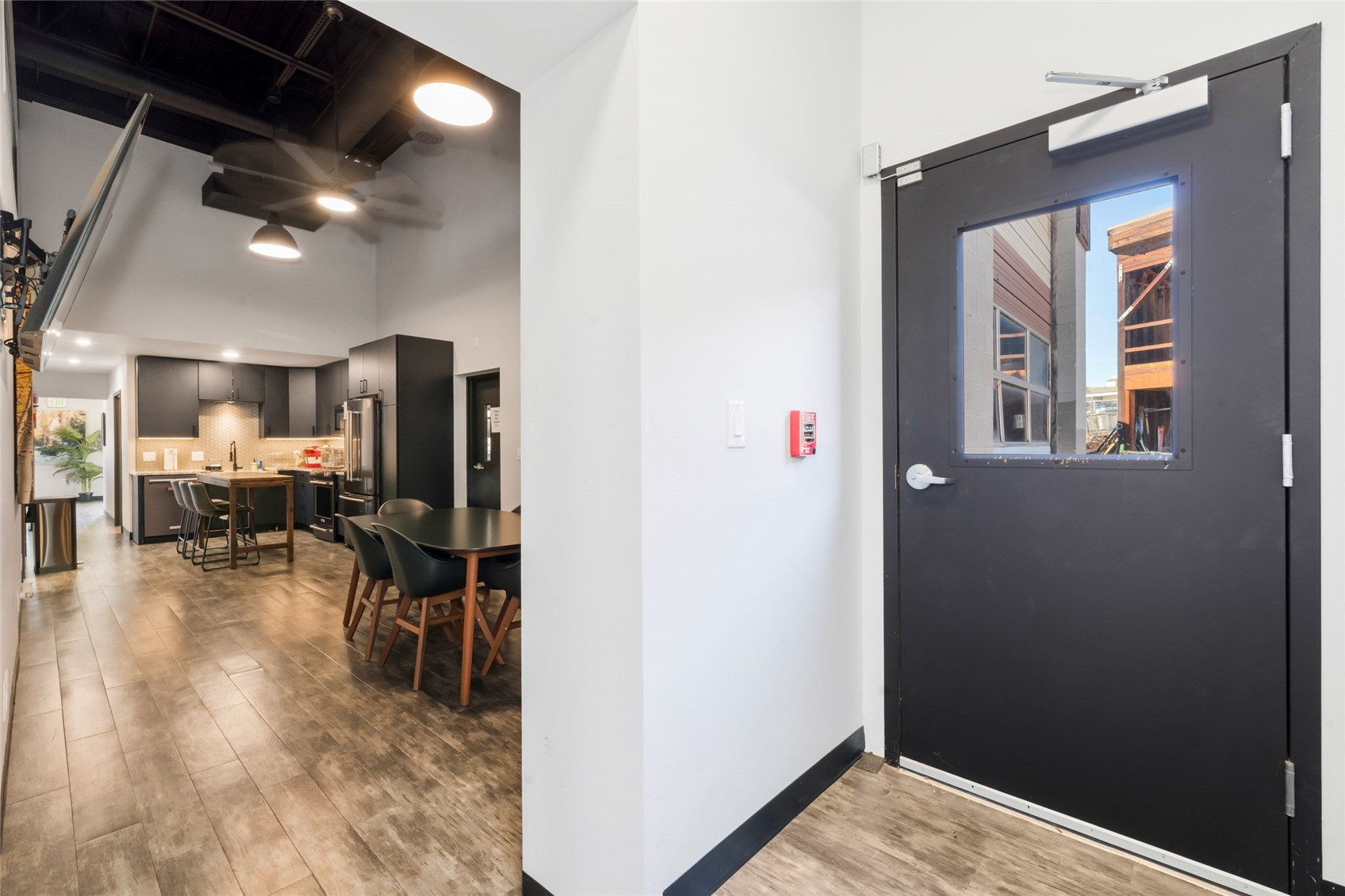 1856 Kamar Plaza Property Photo 17