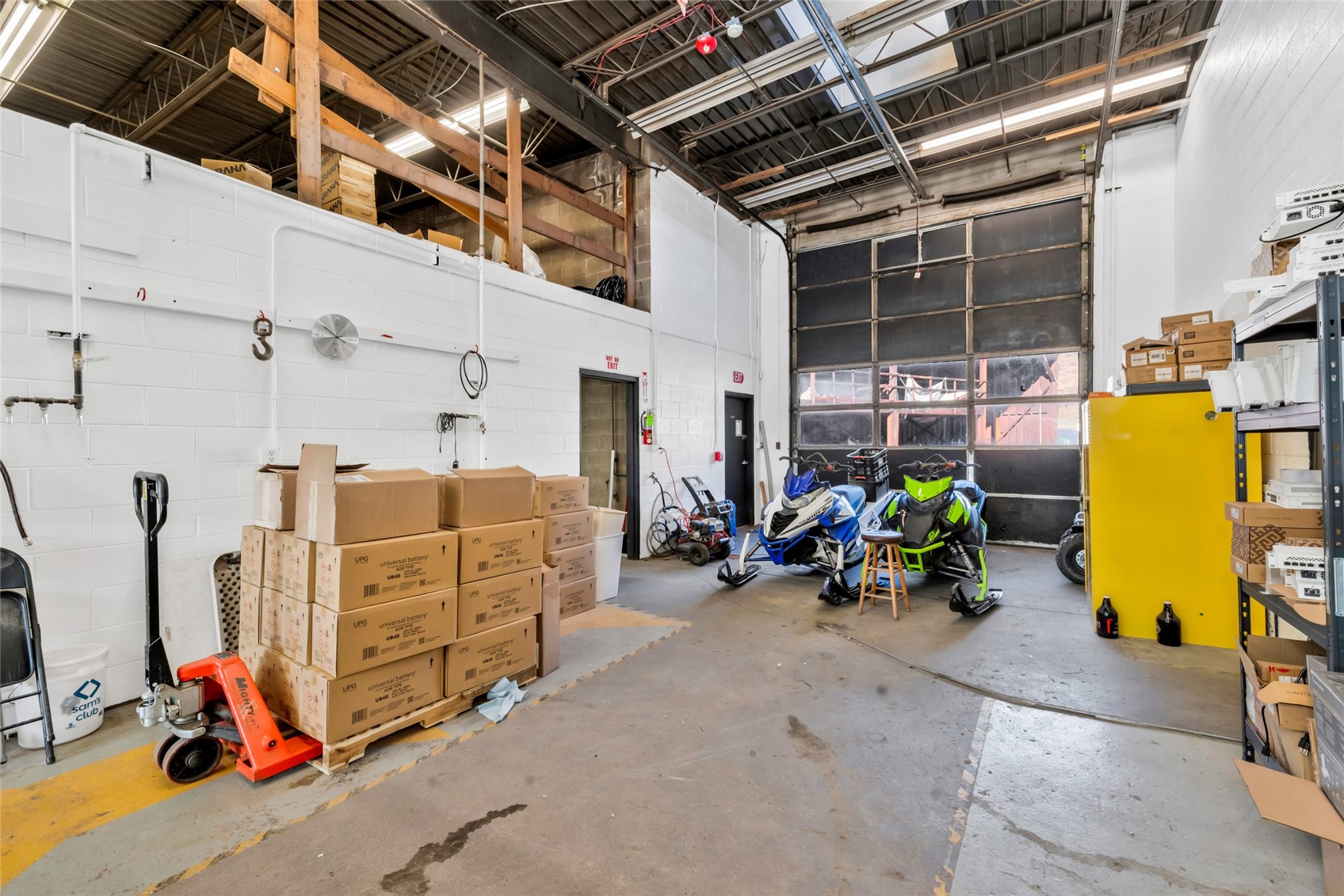 1856 Kamar Plaza Property Photo 31