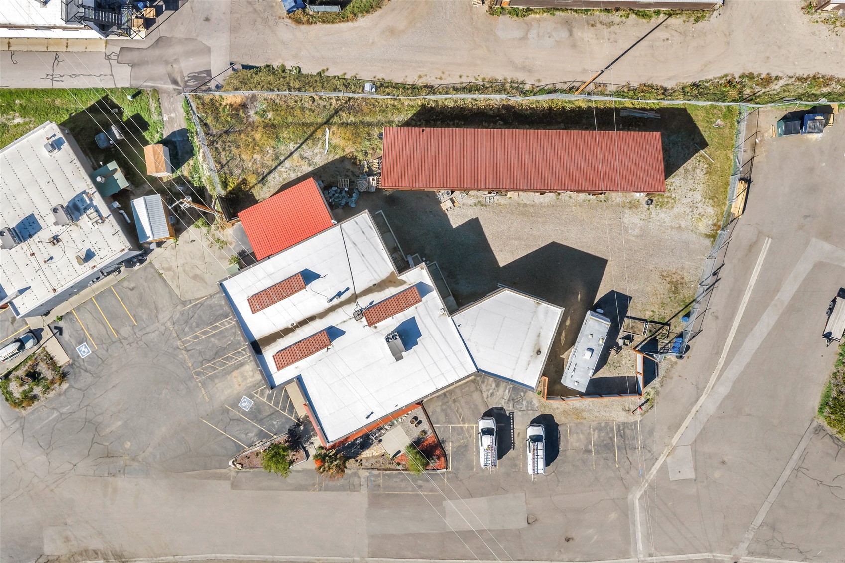 1856 Kamar Plaza Property Photo 40