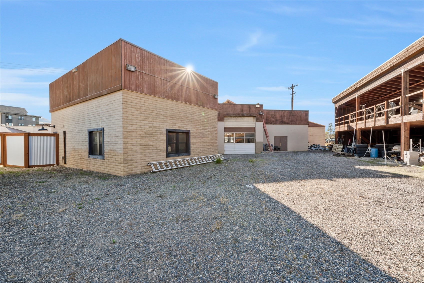 1856 Kamar Plaza Property Photo 46