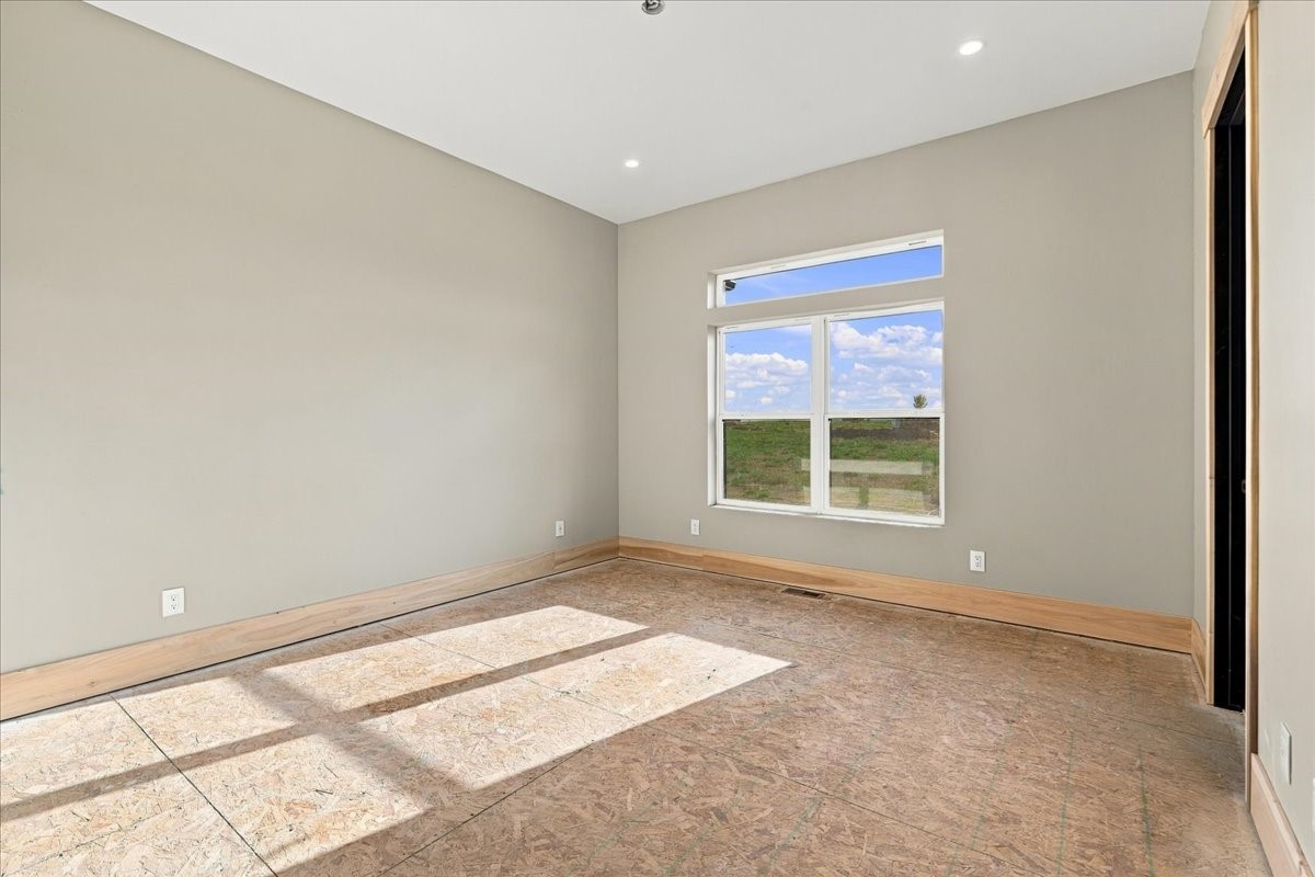 1836 E State Highway 60 Property Photo 28