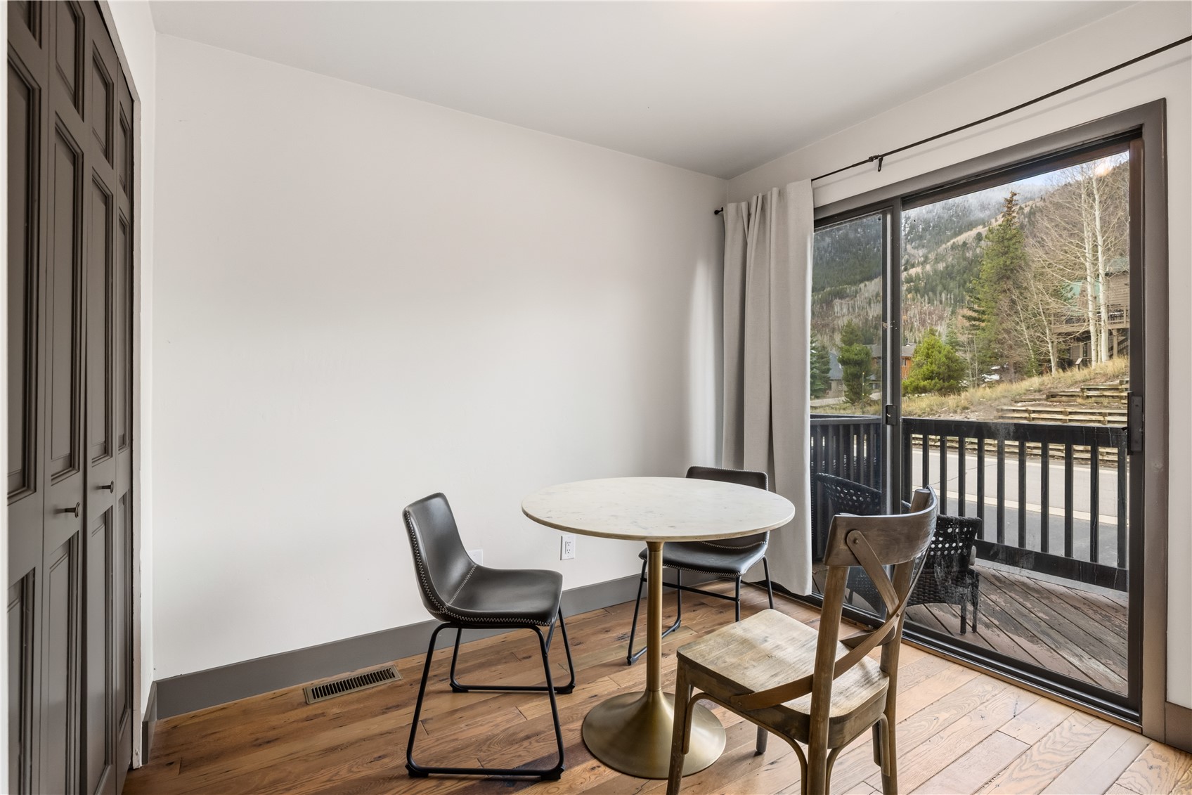 500 Pitkin Street A5 Property Photo 20
