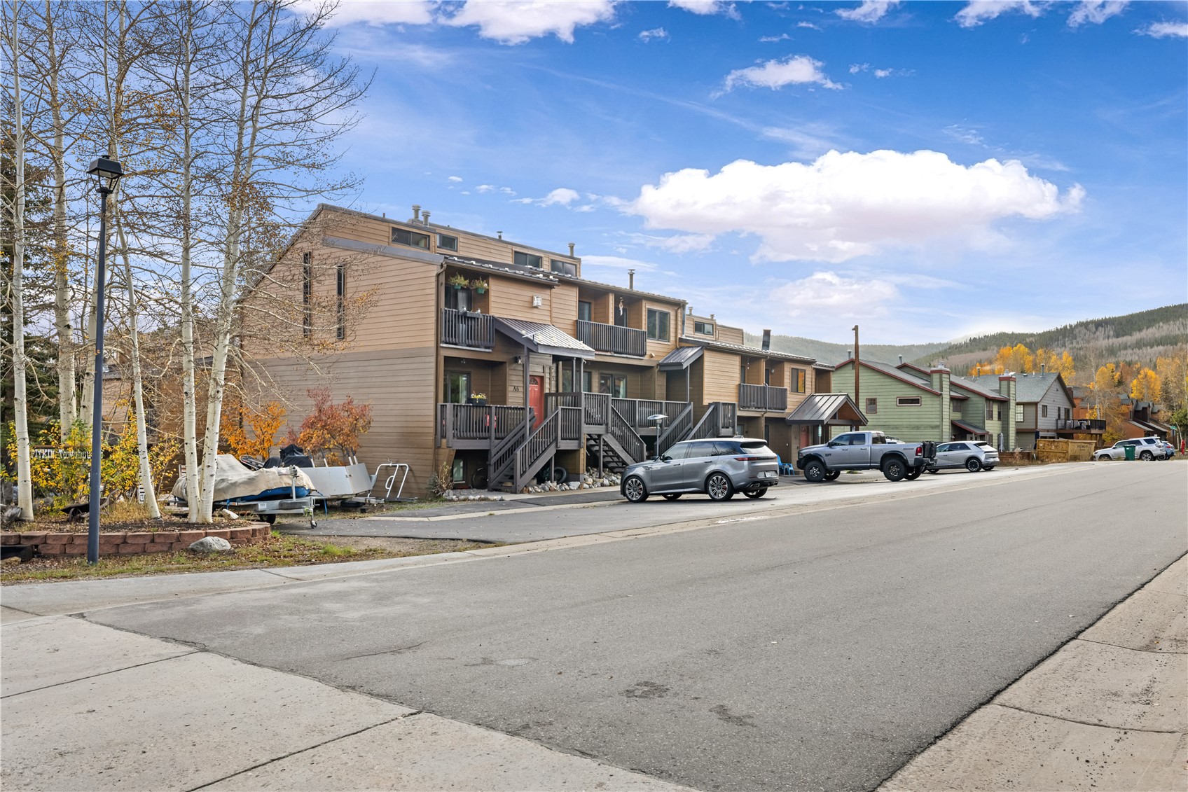 500 Pitkin Street A5 Property Photo 22