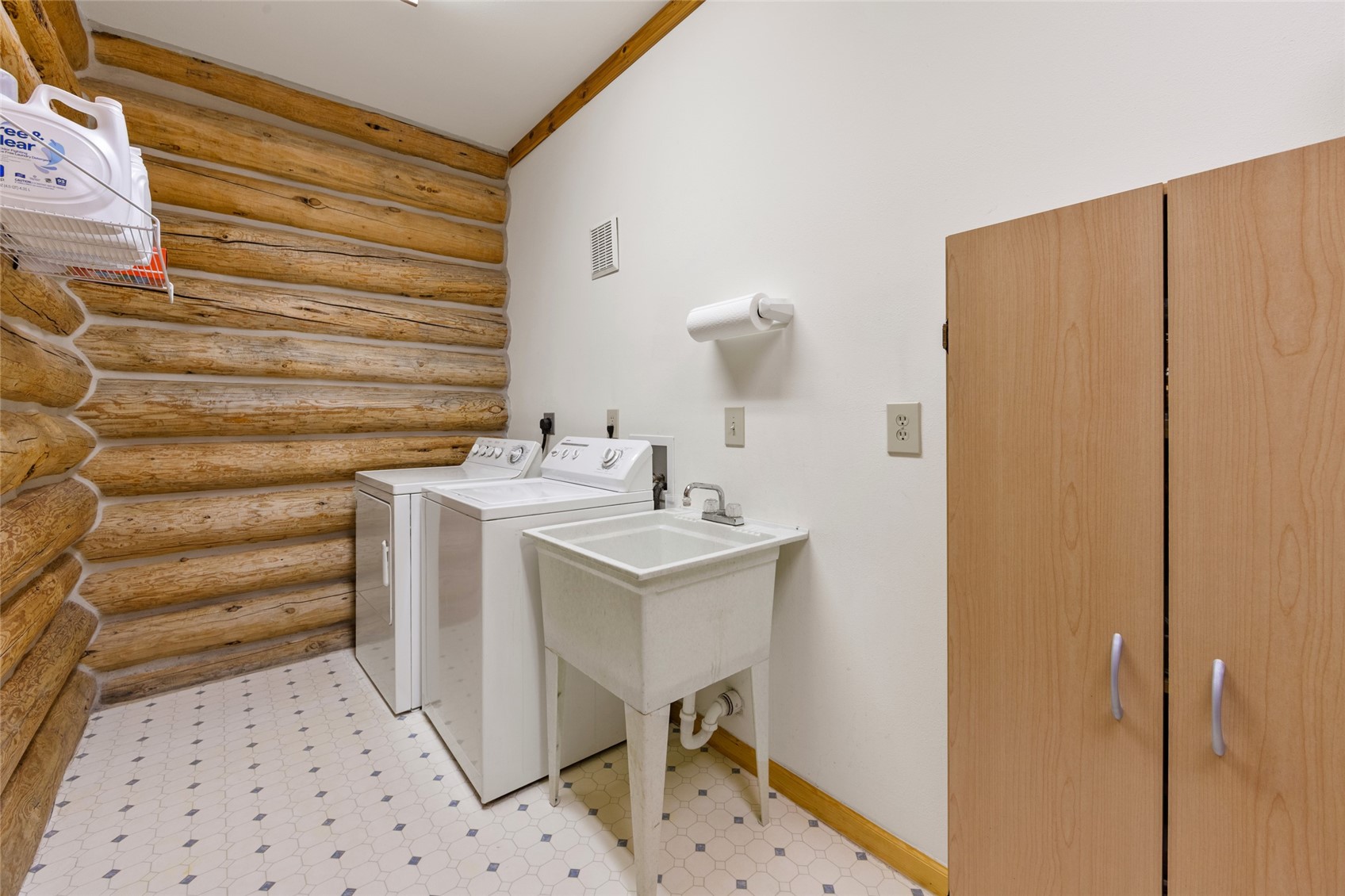 572 Haystack Mountain Road Property Photo 41