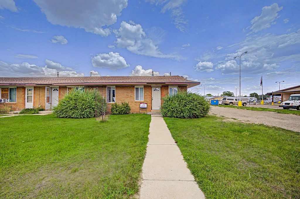 630 W 6th Street 5 Property Photo 34