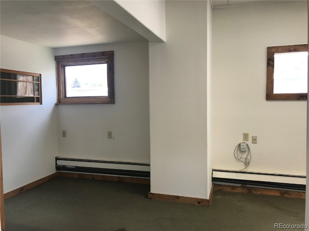 112 E Main Street Property Photo 4