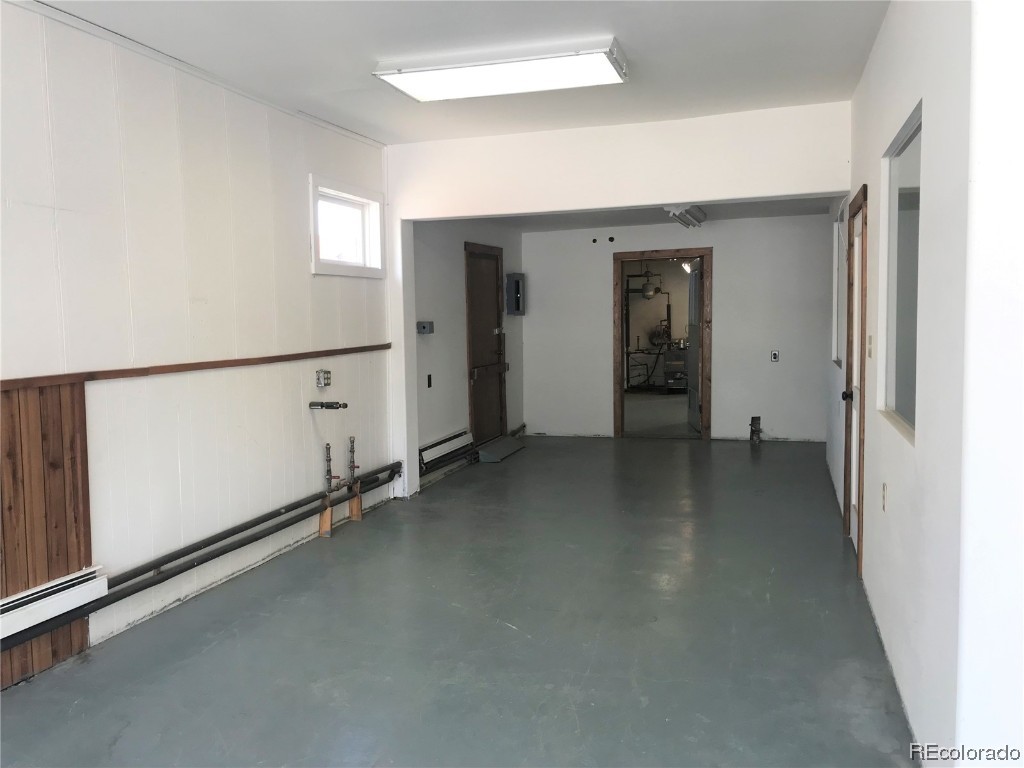 112 E Main Street Property Photo 10