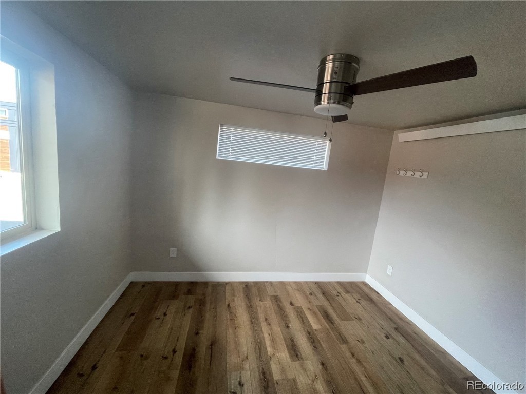 280 E Washington Avenue A Through L Property Photo 17