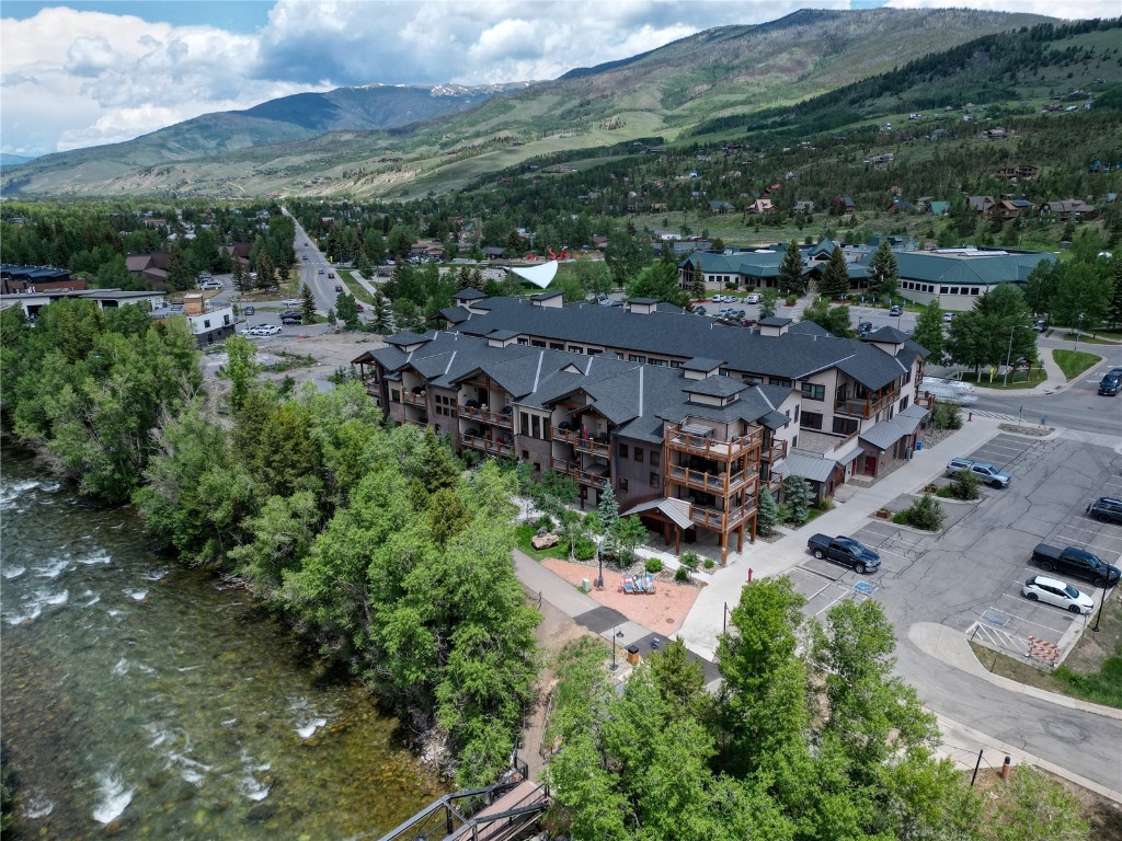 421 Rainbow DRIVE 12