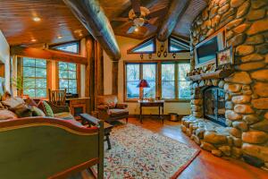 351 Eagles Wing Dr Property Photo 10