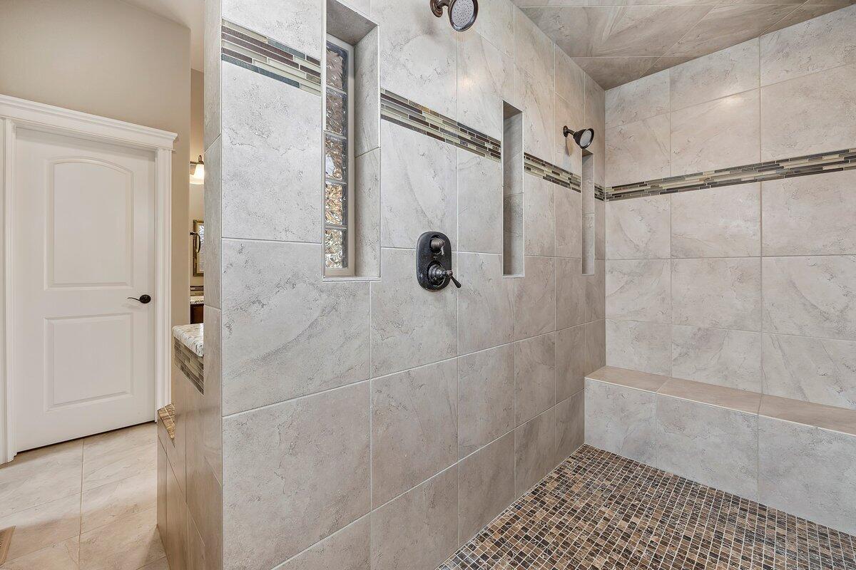 3971 N E 3610 Property Photo 26