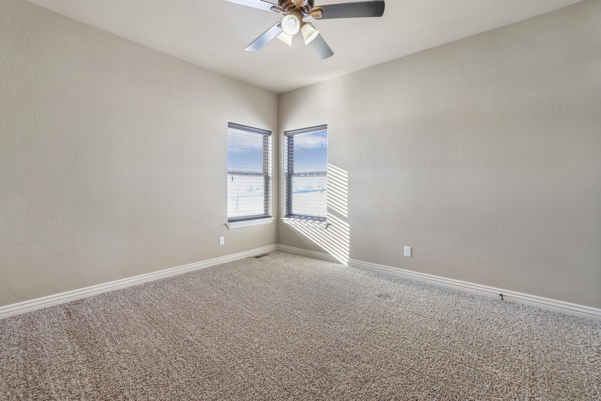 3971 N E 3610 Property Photo 34