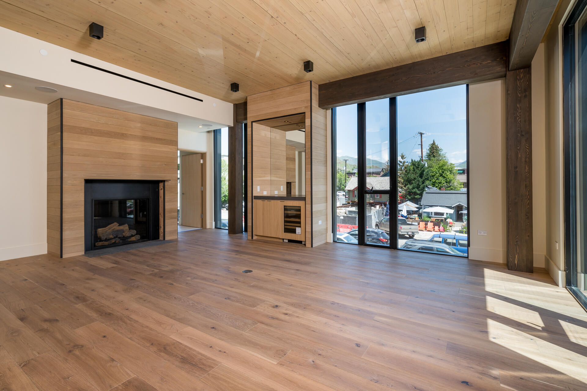 100 Fourth St W Property Photo 11