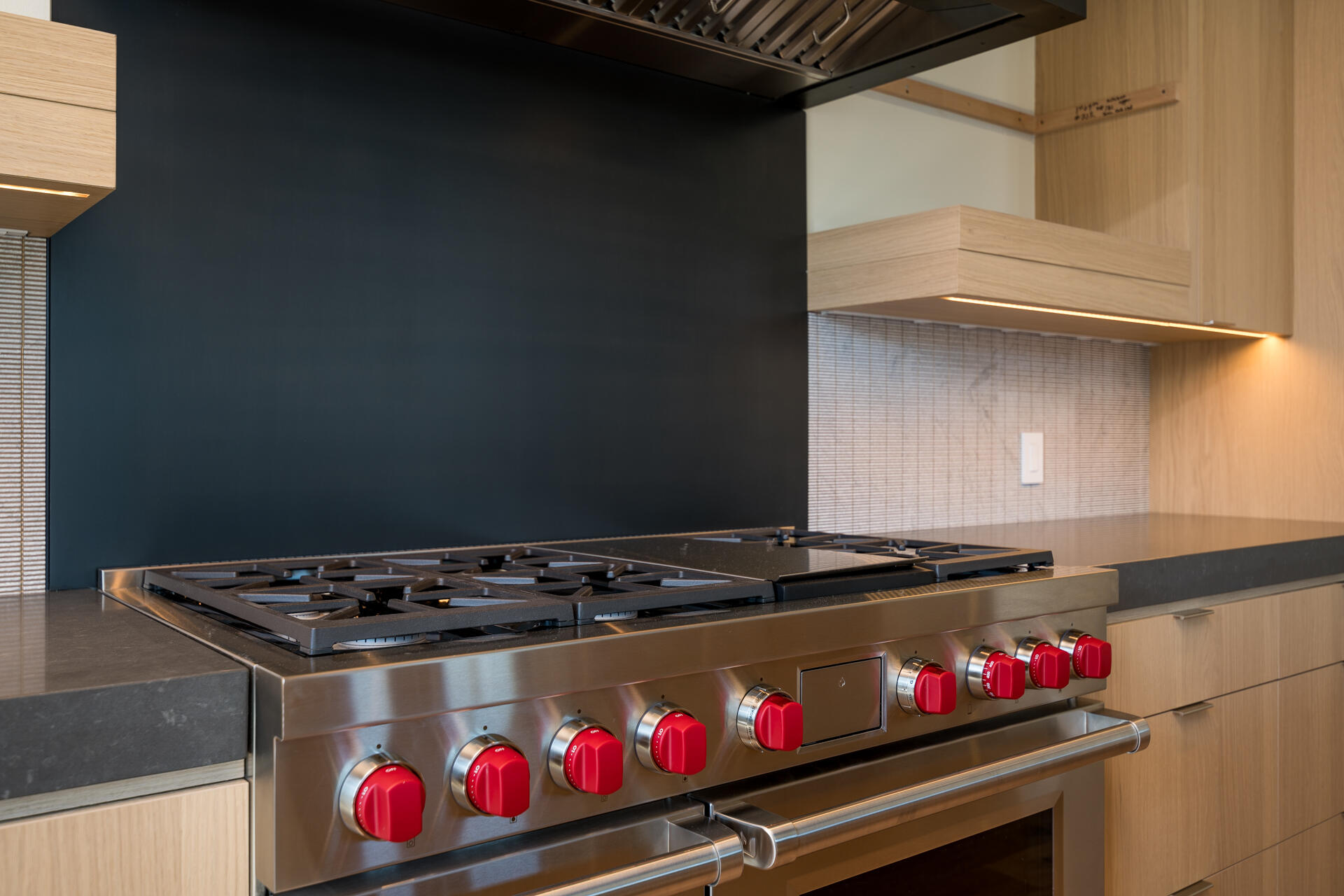 100 Fourth St W Property Photo 18