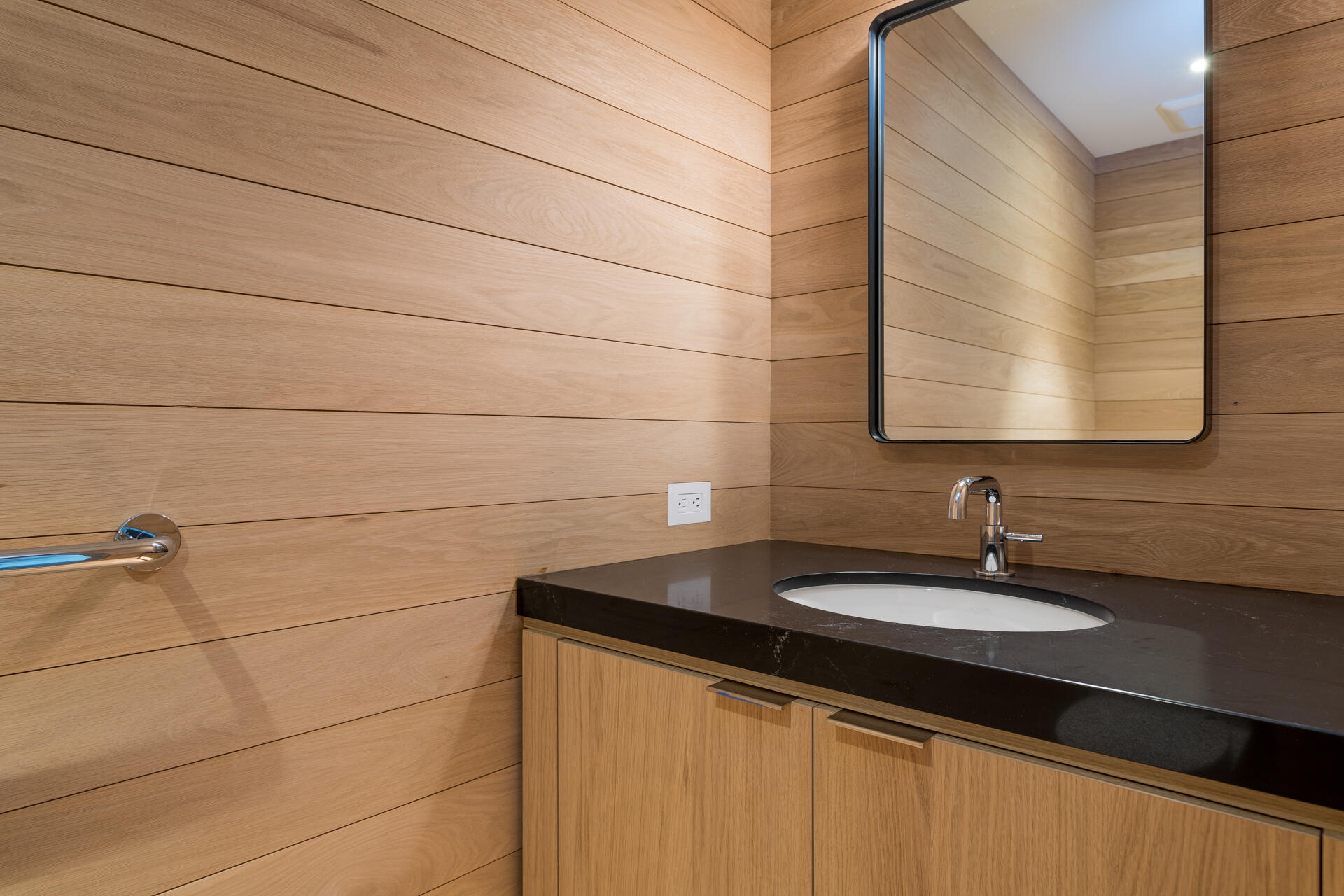 100 Fourth St W Property Photo 31