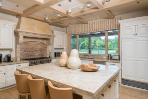110 Sheep Meadow Lane Property Photo 7