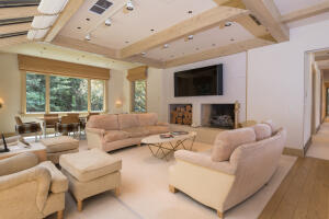 110 Sheep Meadow Lane Property Photo 8