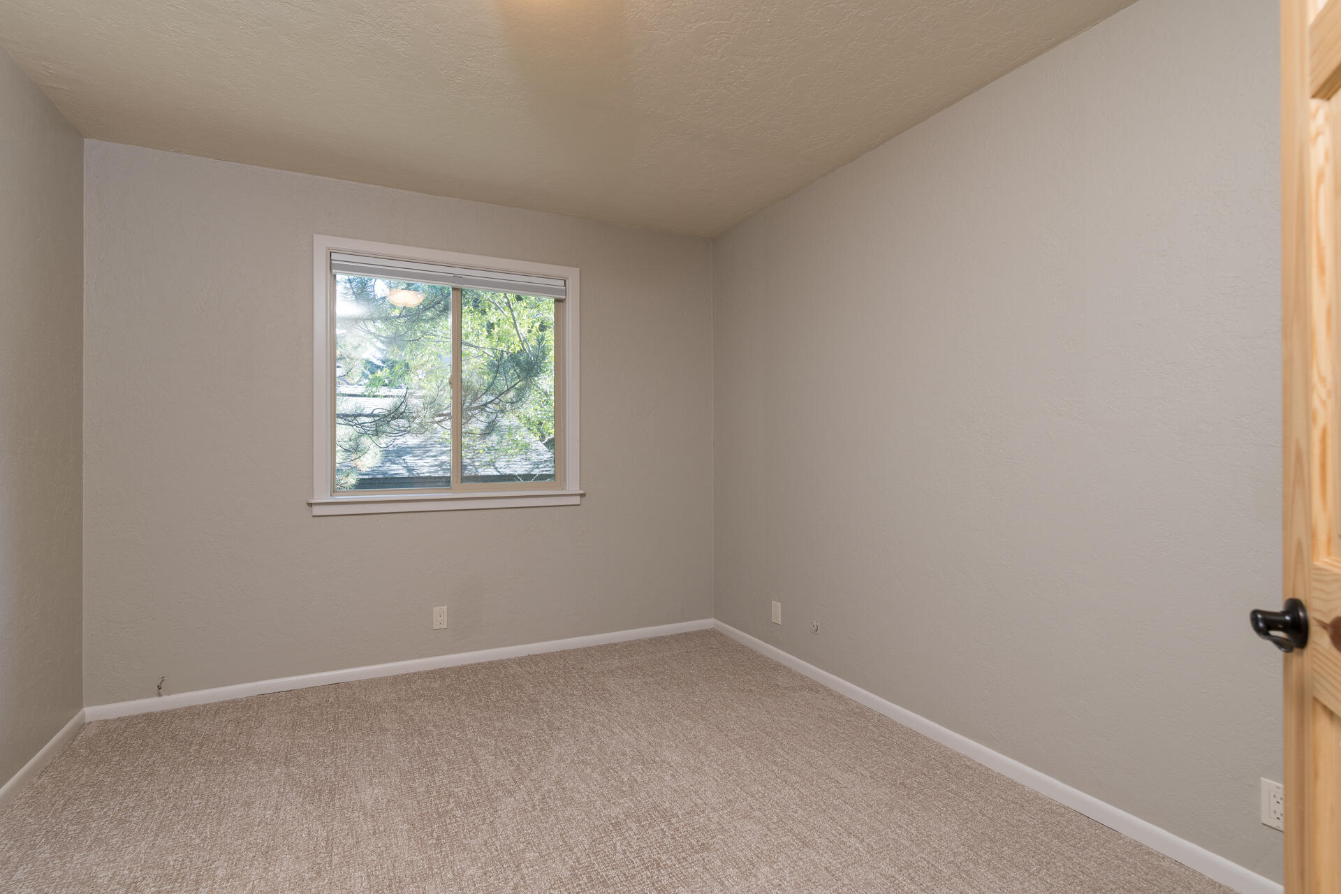 108 Pinewood Lane Property Photo 14