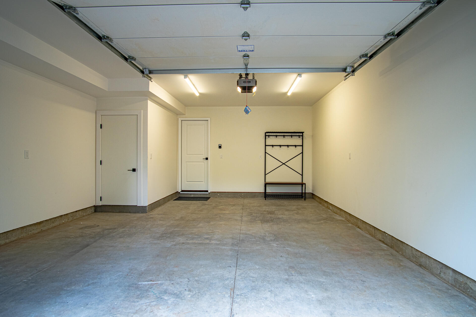410 N River St Property Photo 20