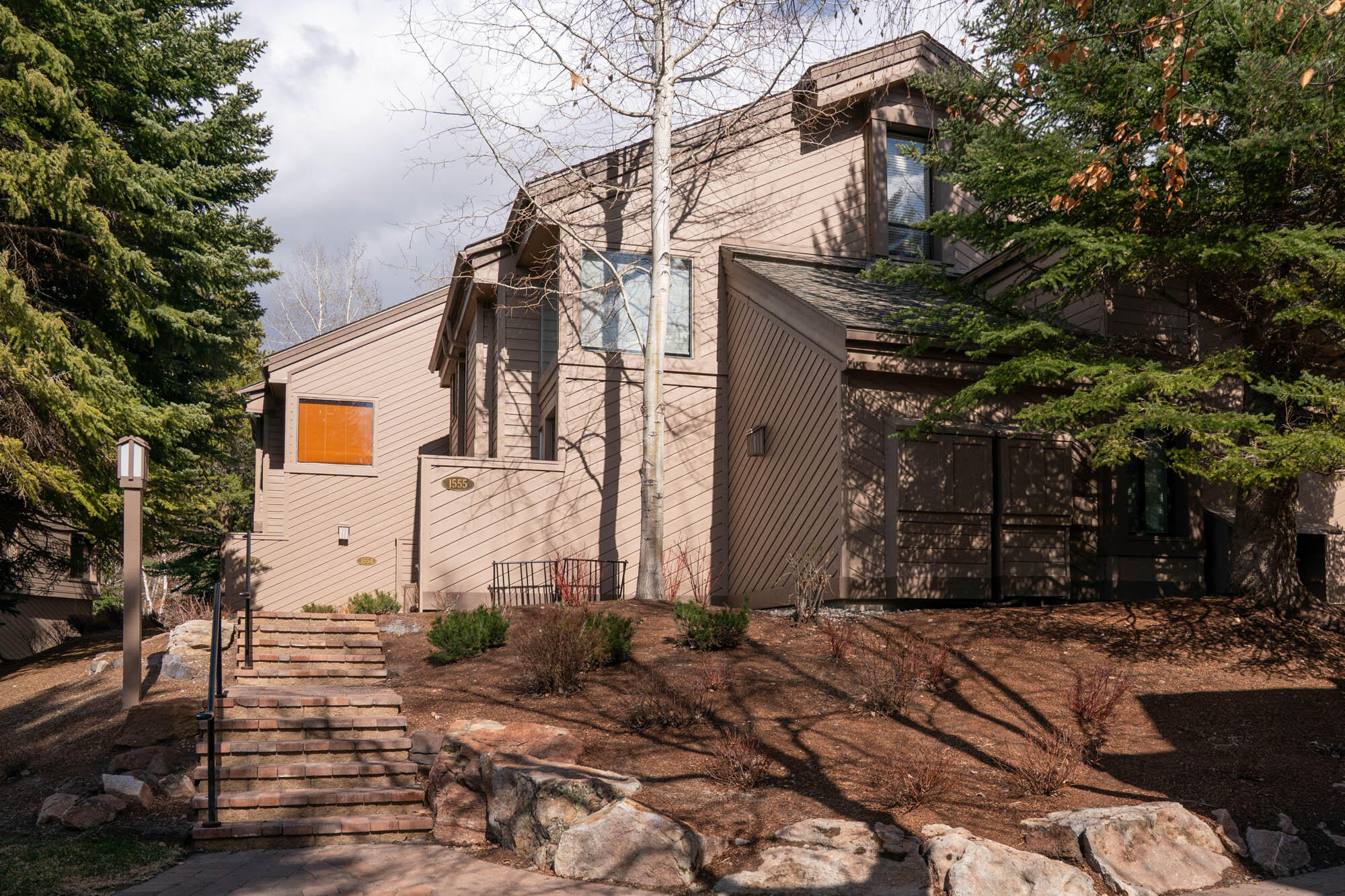 1554 Snow Creek Condo Dr Property Photo