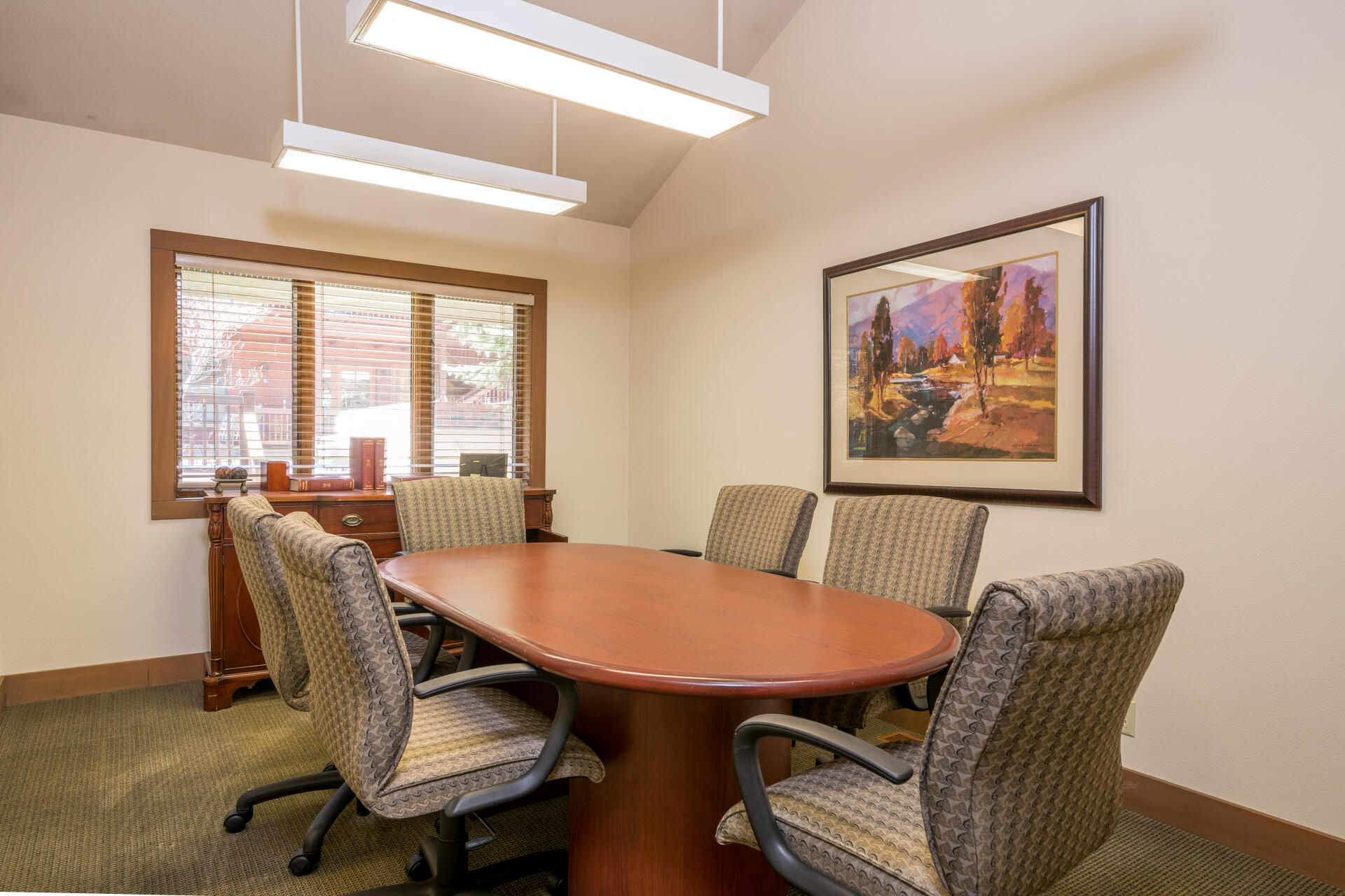 171 W 6th St Property Photo 4