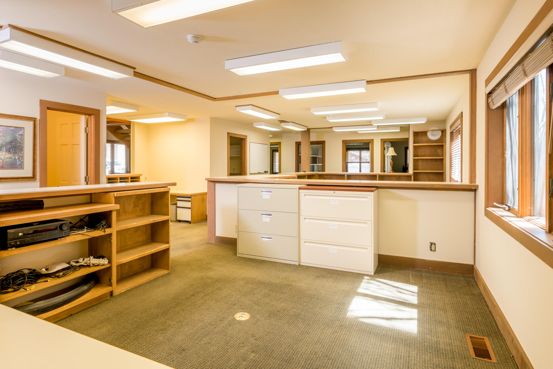 171 W 6th St Property Photo 6