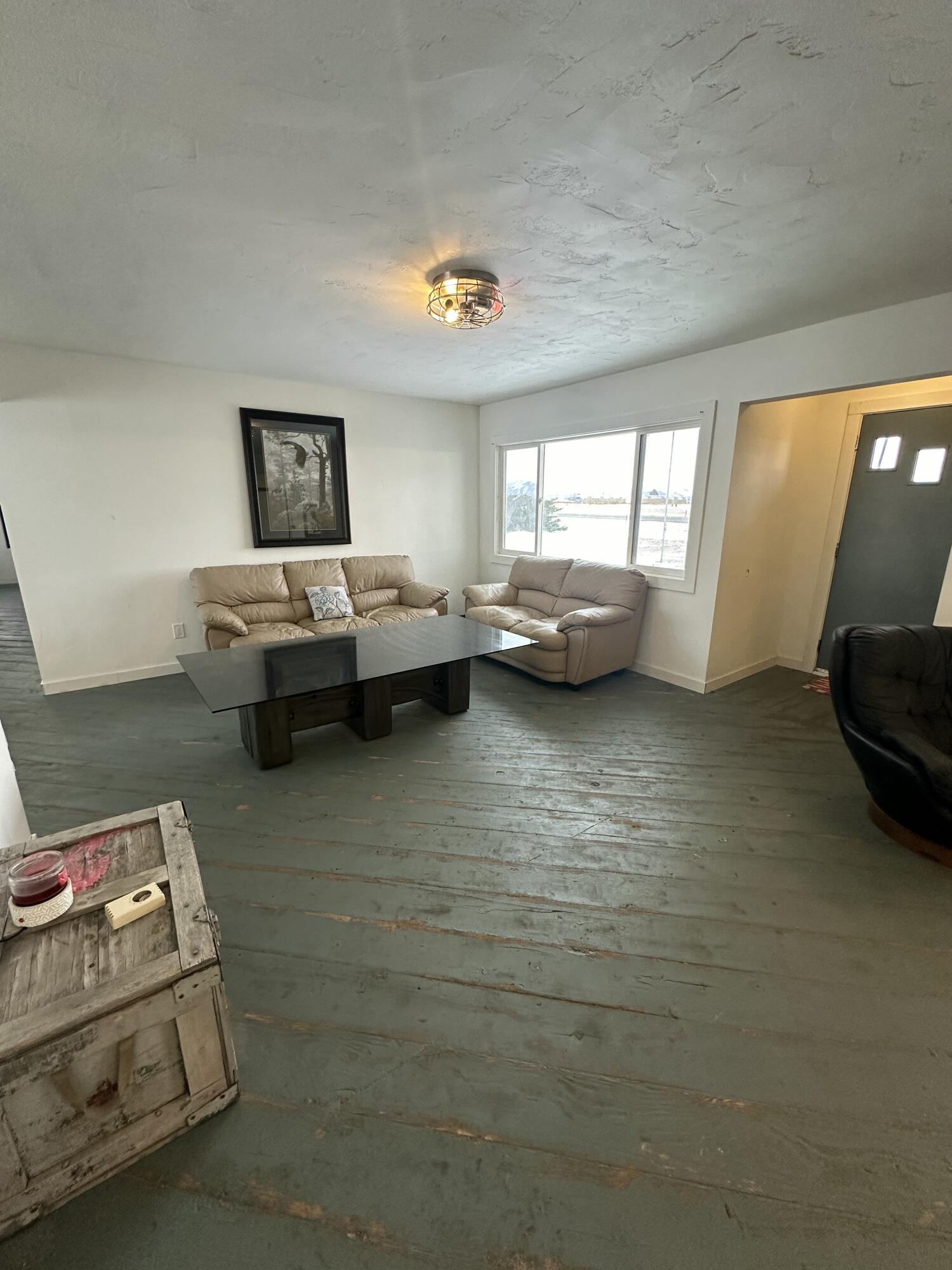 20301 Us-26 Property Photo 5