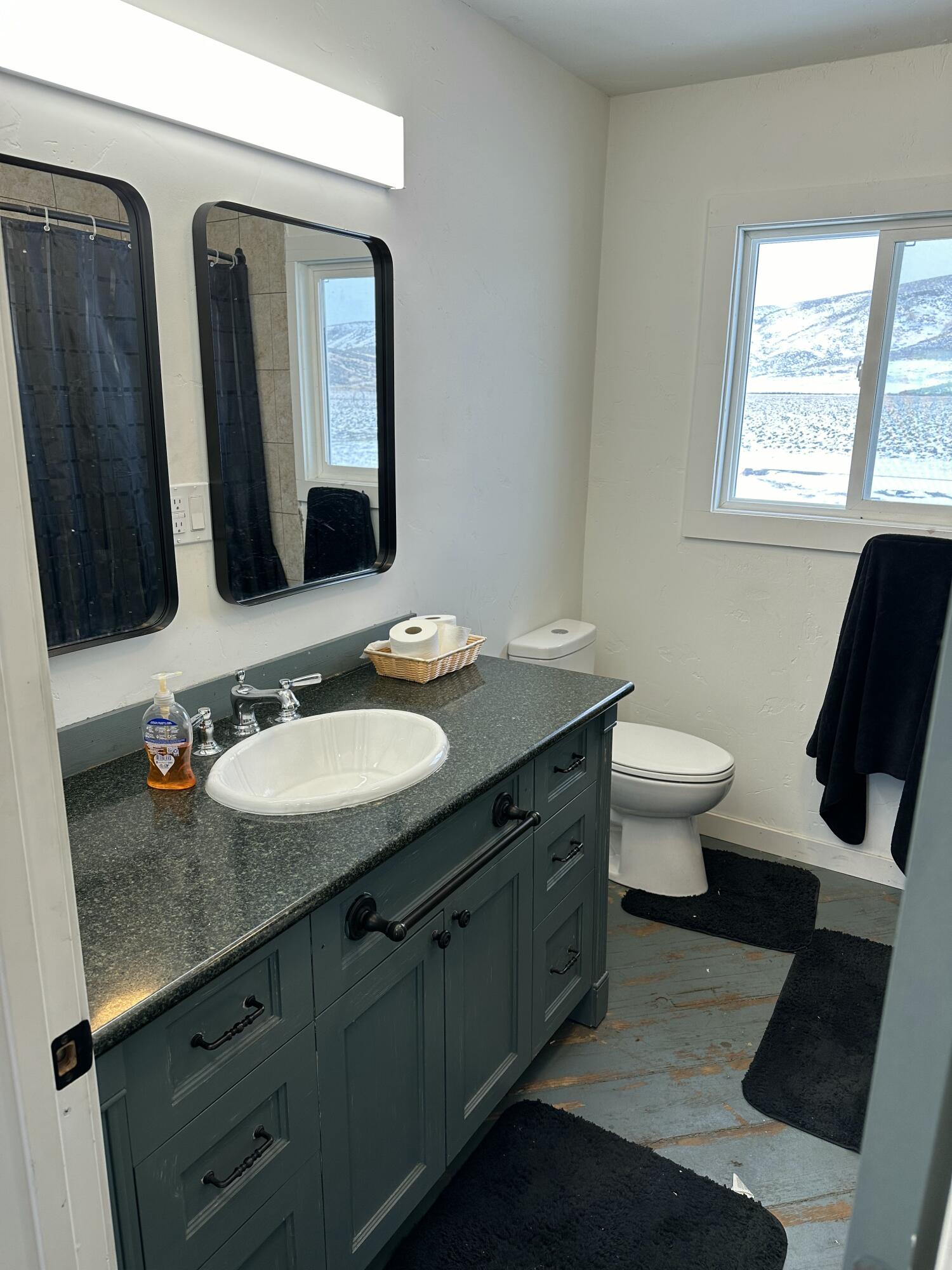 20301 Us-26 Property Photo 7