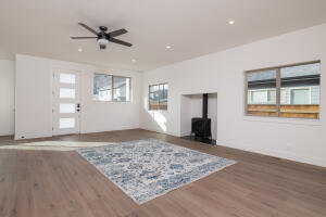 711 N 2nd Ave Property Photo 13