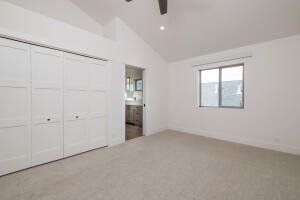 711 N 2nd Ave Property Photo 27