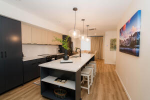 410 N River St 3 Property Photo 7