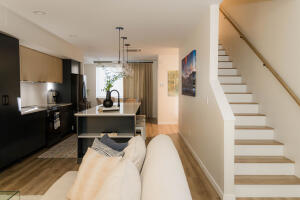 410 N River St 3 Property Photo 8