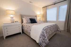 410 N River St 3 Property Photo 11