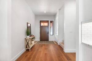 1720 N 2nd Ave Property Photo 2