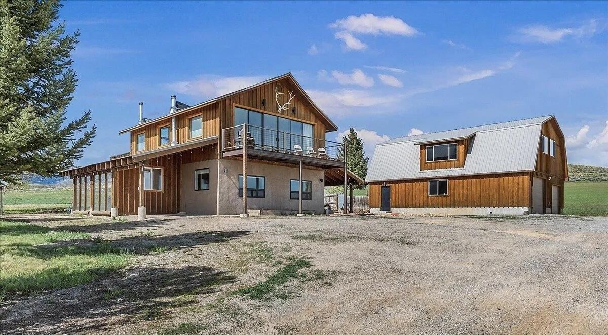 248 N 650 W Property Photo 2